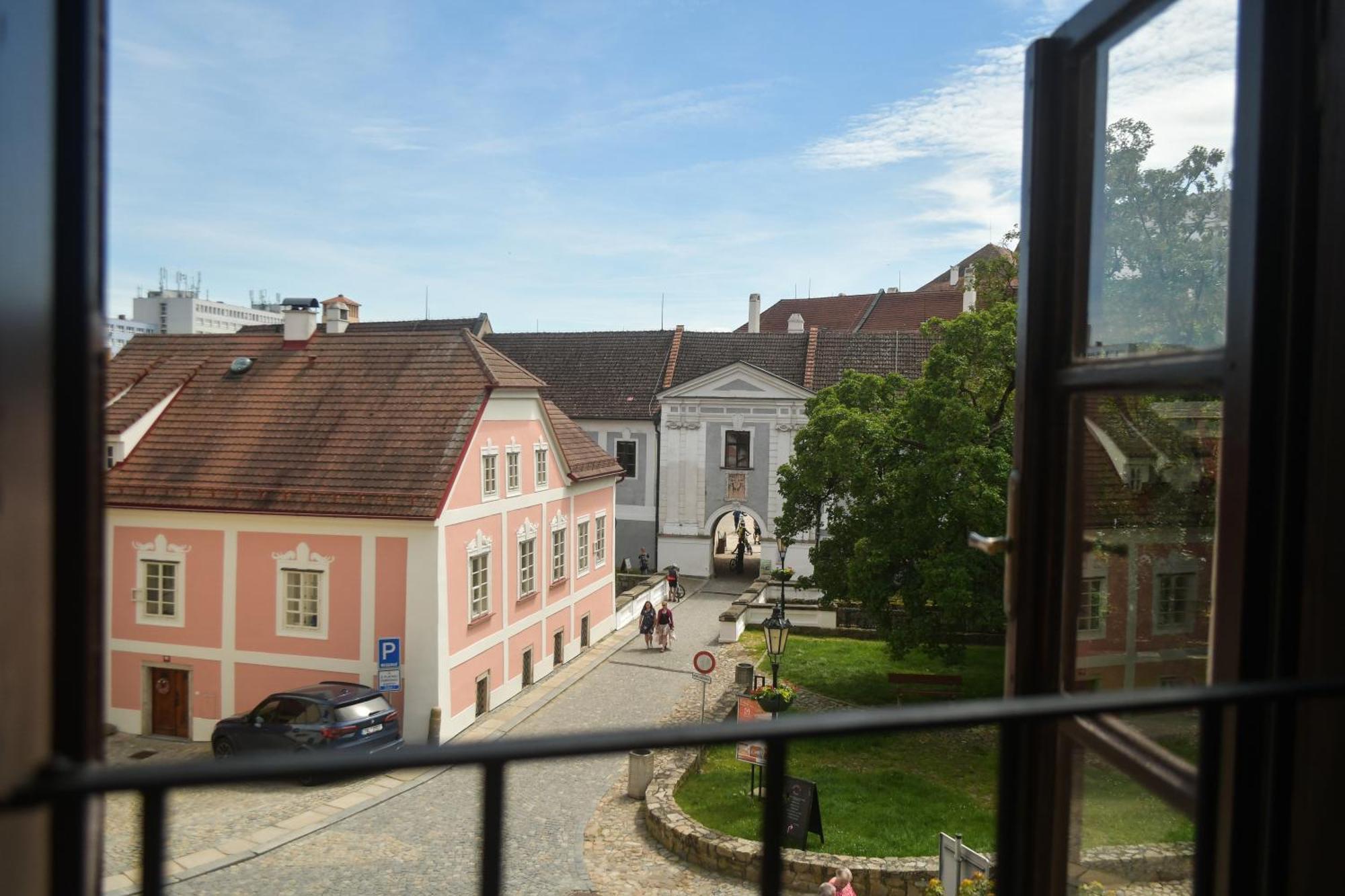 Apartman U Zamku Jindřichŭv Hradec Exterior foto